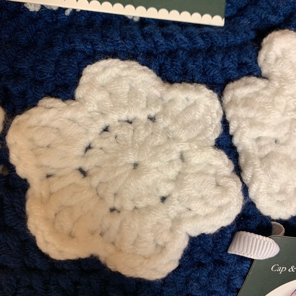 2/$20 NWT Laura Ashley Blue Cap & Diaper Cover Set - Picture 7 of 8